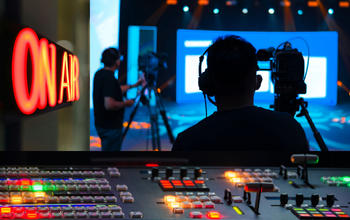 OB VAN: studio televisivo mobile allestito per una diretta live commerce